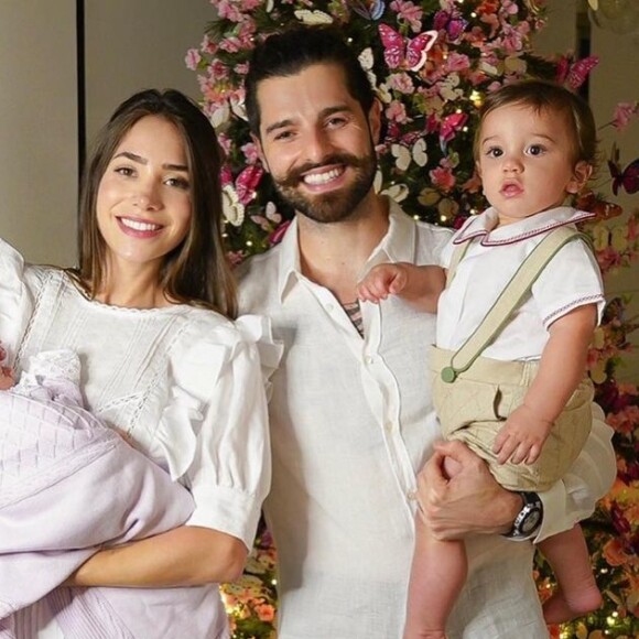 Romana Novais acrescentou para a filha, Raika ao falar da expectativa de poder conhecê-la: 'Um dia antes do nosso encontro eu não consegui dormir. Estava muito ansiosa'