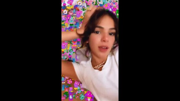 Bruna Marquezine relata novo projeto em publicidade no qual vai cantar
