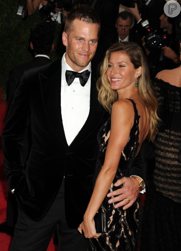 Gisele Bündchen é casada com o jogador de futebol americano Tom Brady, com quem tem dois filhos