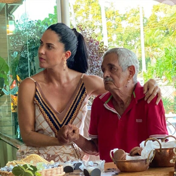 Zezé Di Camargo homenageou a mulher, Graciele Lacerda, e o pai, Francisco, com tatuagens