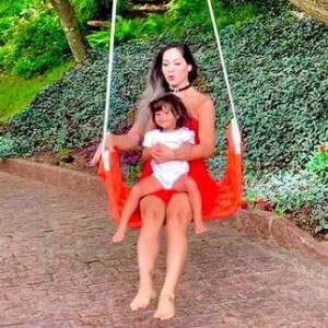 Mayra Cardi foi socorrida por uma de suas amigas que começou oração: 'Ali percebi que estava em guerra espiritual'