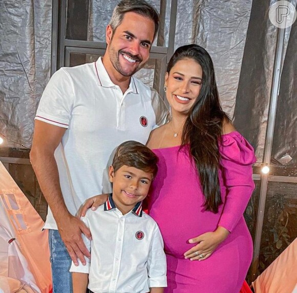 Simone e Kaká Diniz são pais de Henry (6 anos) e Zaya (3 dias)