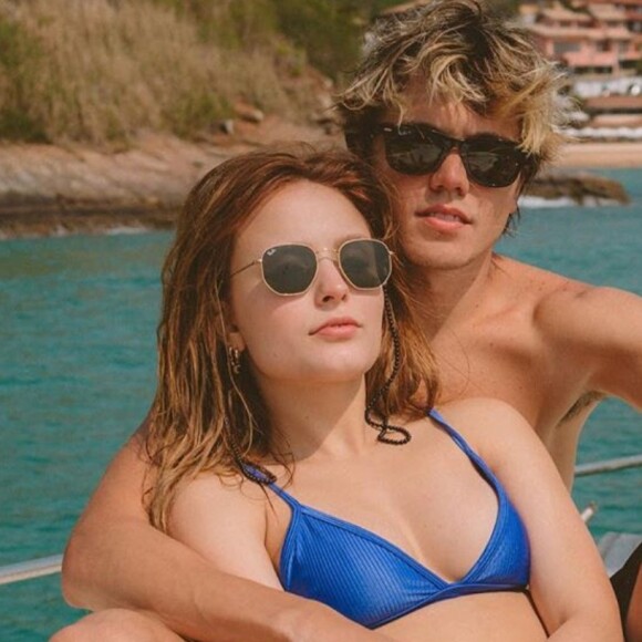 Larissa Manoela e Leo Cidade terminaram em comum acordo