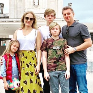 Angélica e Luciano Huck estão juntos há 16 anos e são pais de Joaquim, Benício e Eva