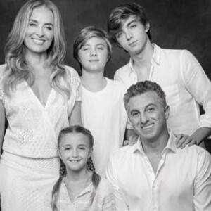 Luciano Huck lembrou nova responsabilidade do filho Joaquim com os 16 anos: 'Eleitor'