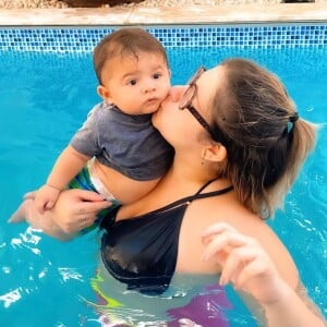 Marília Mendonça tem curtido a quarentena com o filho, Léo