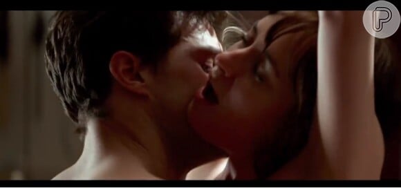 Christian Grey (Jamie Dornan) e Anastasia Steele (Dakota Johnson) aparecem em cenas de sexo no segundo trailer de 'Cinquenta Tons de Cinza'