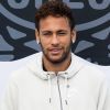 Neymar brincou ao dizer que estava apaixonado nas redes sociais: 'O pai tá OFF'
