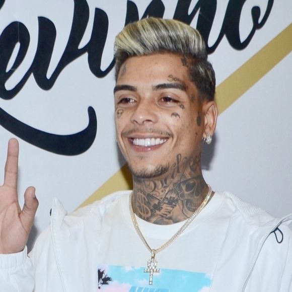 Famosos prestam homeagem a MC Kevin após morte do cantor