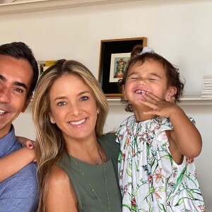 Ticiane Pinheiro tem duas filhas: Rafa Justus e Manuella Tralli, do casamento com César Tralli