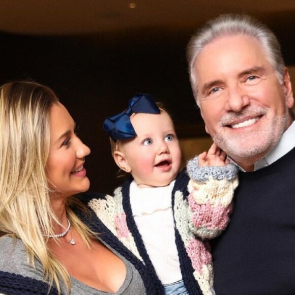 Filha de Ana Paula Siebert e Justus encanta web com look de frio: 'Ursinha'