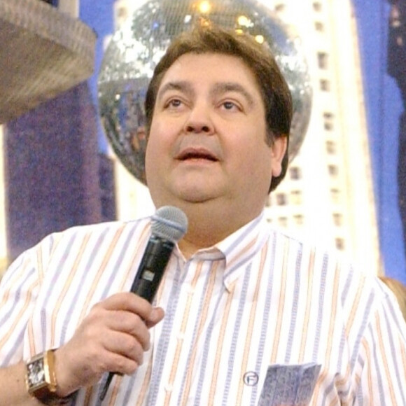 Carol Nakamura lamentou saída de Faustão da Globo sem despedida: 'Por que desta forma?'