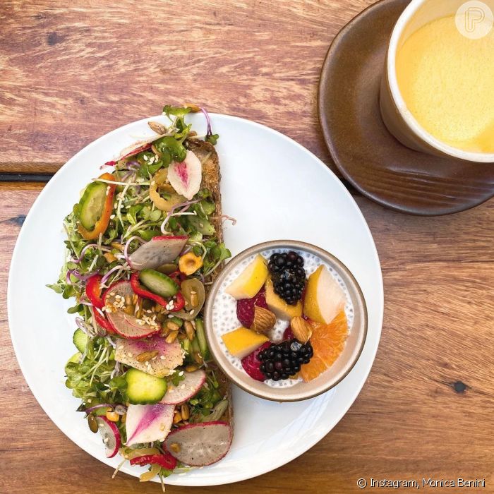Em post no Instagram, Mônica Benini falou sobre mindful eating