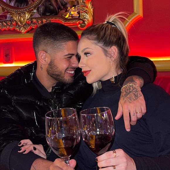 Virgínia e Zé Felipe viajaram para Gramado com amigos e família