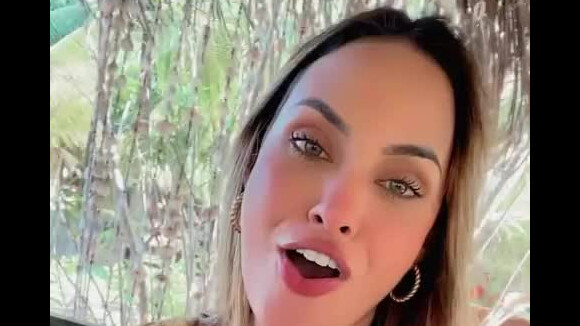 Sarah Andrade mostra que encontrou Gabi Martins em Alagoas e as duas se elogiam