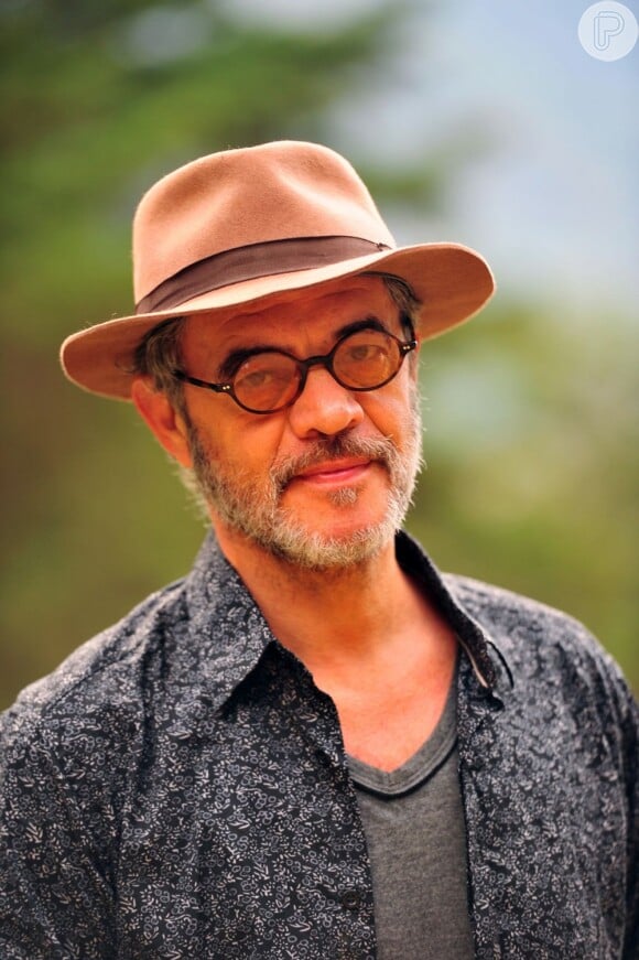 Jean Pierre Noher vive o falsário Duque na novela 'Flor do Caribe'