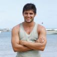 Bruno Gissoni é o pescador Juliano na novela 'Flor do Caribe'