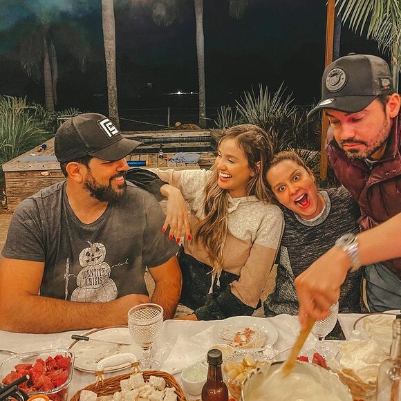 Biah Rodrigues compartilha foto ao lado do marido, o cantor Sorocaba, e de Maiara e Fernando