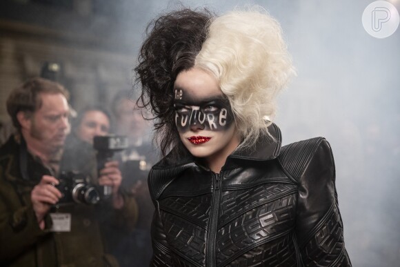 Emma Stone participou de processo criativo de looks de 'Cruella'