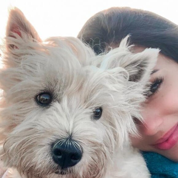 Bruna Biancardi compartilha sua rotina na web: em foto, apareceu com um de seus pets