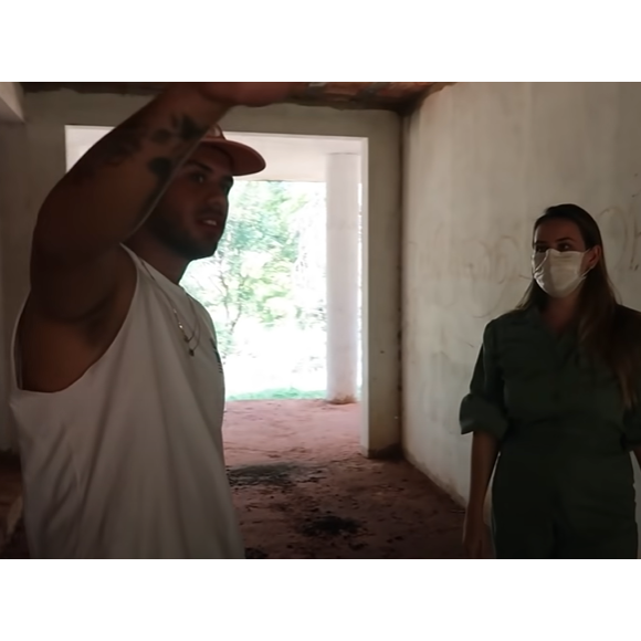 Virgínia e Zé Felipe decidiram permanecer no condomínio de luxo onde já moram de aluguel