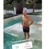 Rodrigo Simas mostra piscina aos seguidores nos stories do Instagram