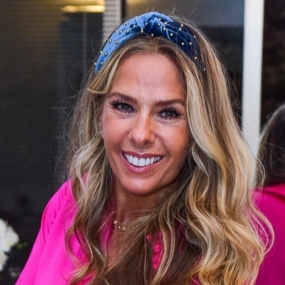 Adriane Galisteu foi confirmada como apresentadora da atração