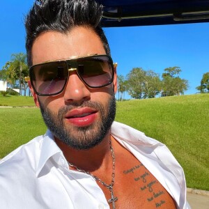 Gusttavo Lima fez declaração para Andressa Suita em gravação de DVD dos EUA: 'Te amo, muito'