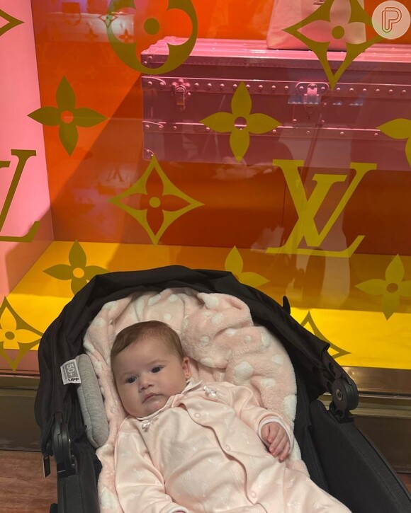 Virgínia Fonseca contou que a marca Louis Vuitton não tinha roupa para crianças em unidade do shopping de São Paulo