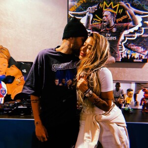 Irmã de Neymar, Rafaella Santos mandou um recado para Patricia Pillar na rede social