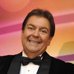 Faustão pode receber Leonardo na estreia na Band