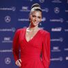 Assim como Eva Longoria, Fernanda Lima escolheu um vestido vermelho para a entrega do Laureus World Sports Awards 2013