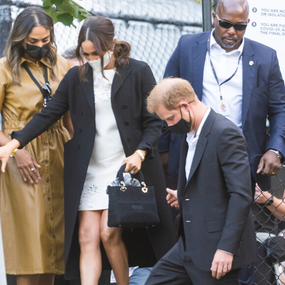 Meghan Markle e Príncipe Harry voltaram aos holofotes em evento na cidade de NY