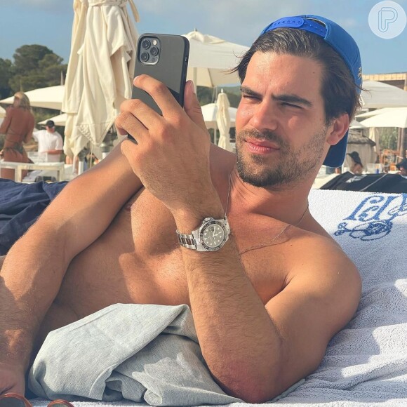 Renato Breia tem 100 mil seguidores no Instagram e costuma compartilhar suas viagens de luxo