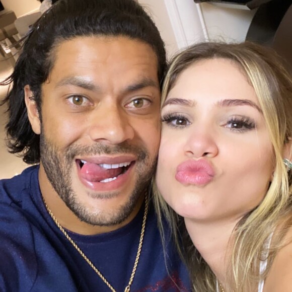 Hulk é casado com Camila Ângelo, sobrinha de Iran Ângelo, sua ex-mulher