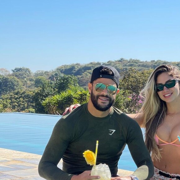 Camila Ângelo e Hulk costumam compartilhar fotos juntos nas redes sociais