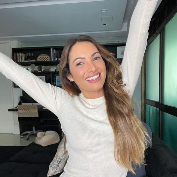 Patrícia Poeta teve que fazer fisioterapia para evitar trombose e fonoaudiólogo após cirurgia de emergência nas amígdalas