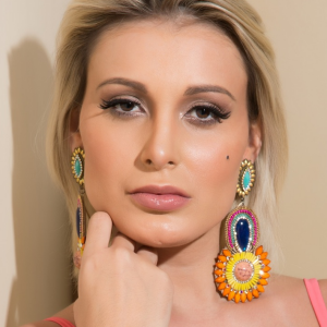 Andressa Urach diz não se sentir bonita na gravidez