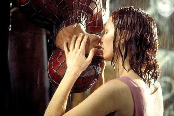 Cena de beijo em 'Homem-Aranha'