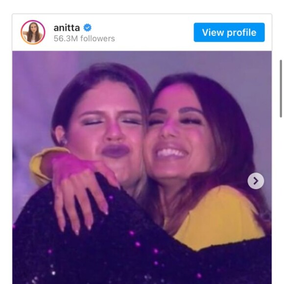 People destacou a homenagem feita por Anitta à amiga
