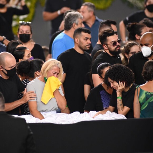 Marília Mendonça morreu na queda de uma aeronave em Minas Gerais