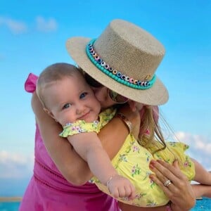 Ana Paula Siebert sofreu críticas depois de detalhar o último fim de semana com Vicky