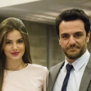 'Verdade Secretas 2', com Camila Queiroz e Rodrigo Lombardi, vai ao ar na Globoplay