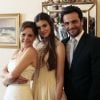 Vestido de Angel (Camila Queiroz) no casamento da mãe, Carolina (Drica Moraes), com Alex (Rodrigo Lombardi) era branco como o da noiva