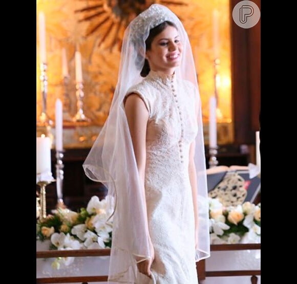 Vestido de noiva de Angel (Camila Queiroz) é do estilista Samuel Cimansck e custa 20 mil reais