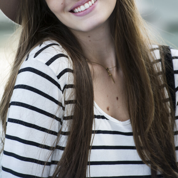 Camila Queiroz está fora da TV Globo após seis anos de trabalho