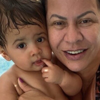 Mãe de Marília Mendonça mostra o neto em novo vídeo e momento encanta a web