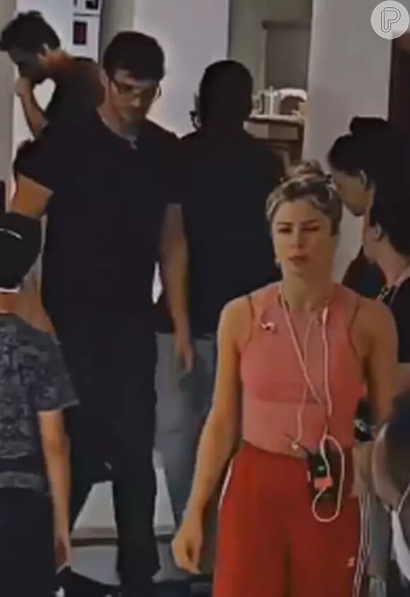 Grazi Massafera foi vista no set de filmagens da Oficina de Atores Cesgranrio com Alexandre Machafer