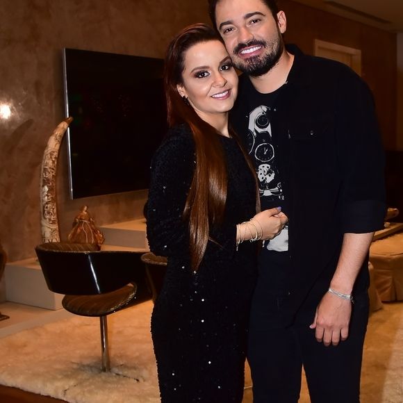 Maiara e Fernando ficaram noivos em fevereiro de 2021, depois de dois anos de namoro