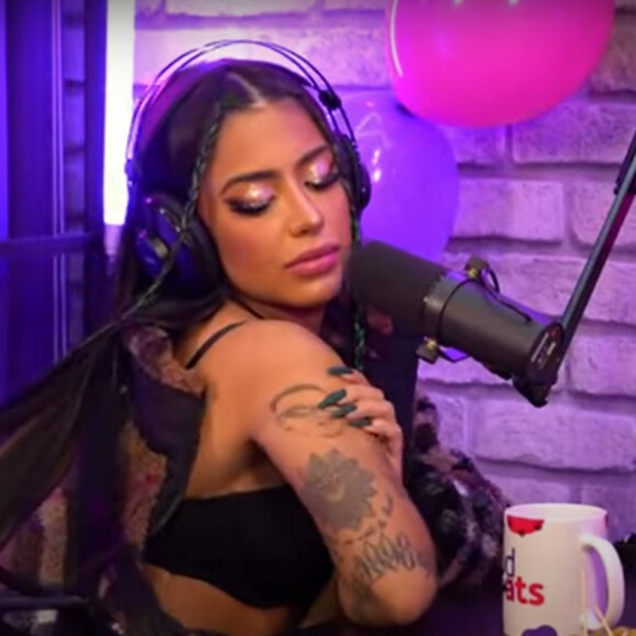 MC Mirella está removendo tatuagens que fez para Dynho Alves após dar entrada no divórcio por suas atitudes em 'A Fazenda 13'